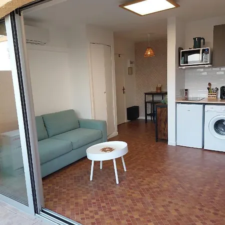 Studio Avec Acces Direct Sur Le Port De Gruissan Exterior photo